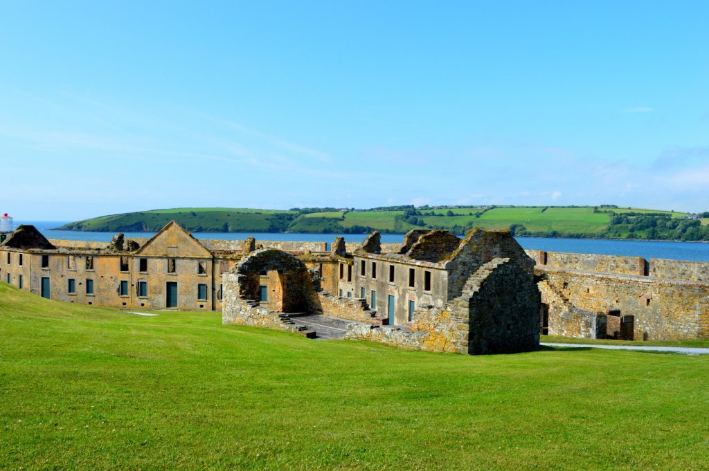 Charles-Fort is so spooky.