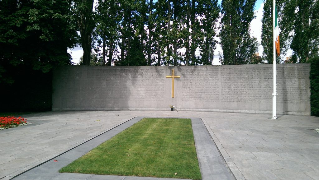 arbour-hill-cemetery-1916-rising-leaders-graves