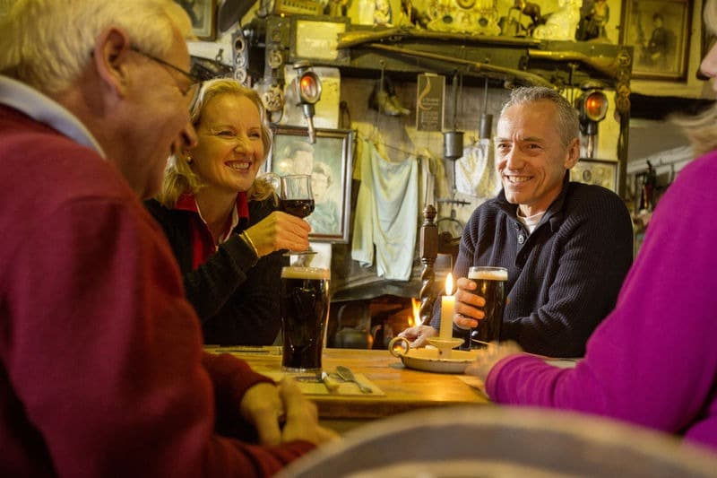 Starting our list of things that the world loves about Irish people is our social skills.