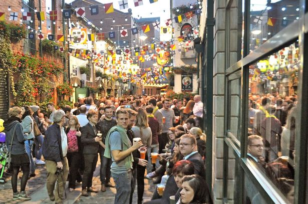 Belfast locals love to go for a drink, with the Cathedral Quarter in the city centre one of the most visited spots. 