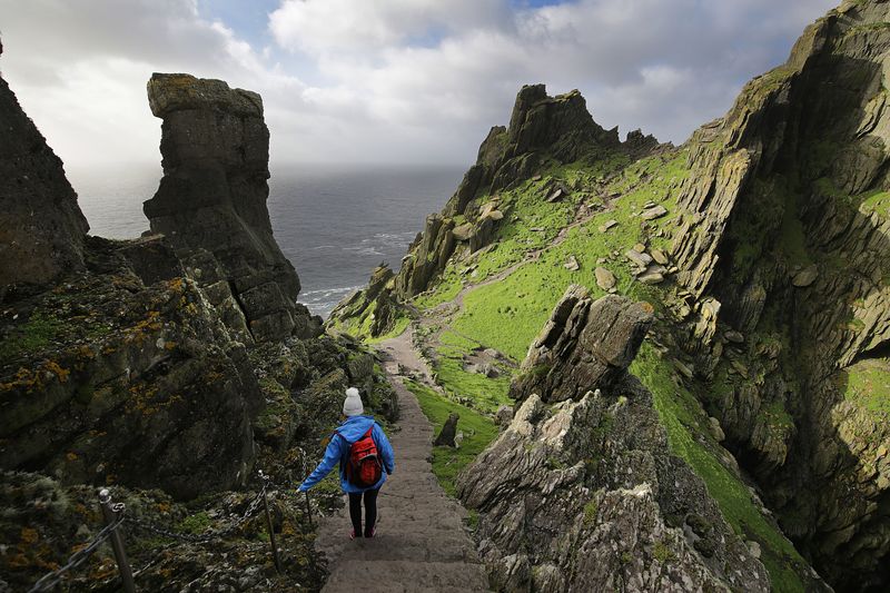 Must-see places in Kerry include the Skellig Islands