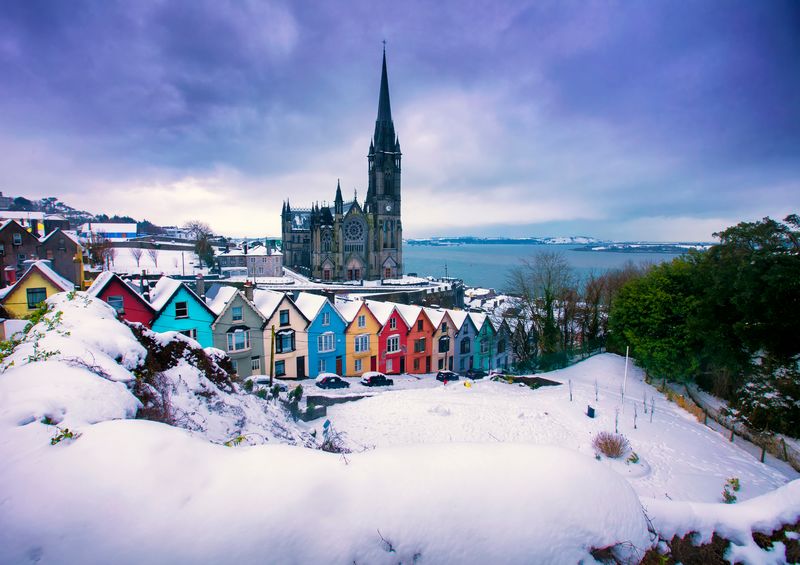 10 places in Ireland that are beautiful in the winter include Cobh