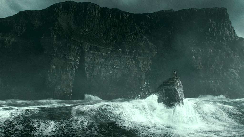 Harry Potter and the Half-Blood Prince feature the Cliffs of Moher and Lemon Rock in one shot