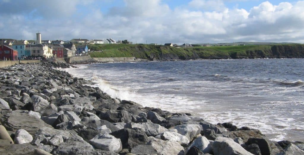 Lahinch is perfect for lovers of water.