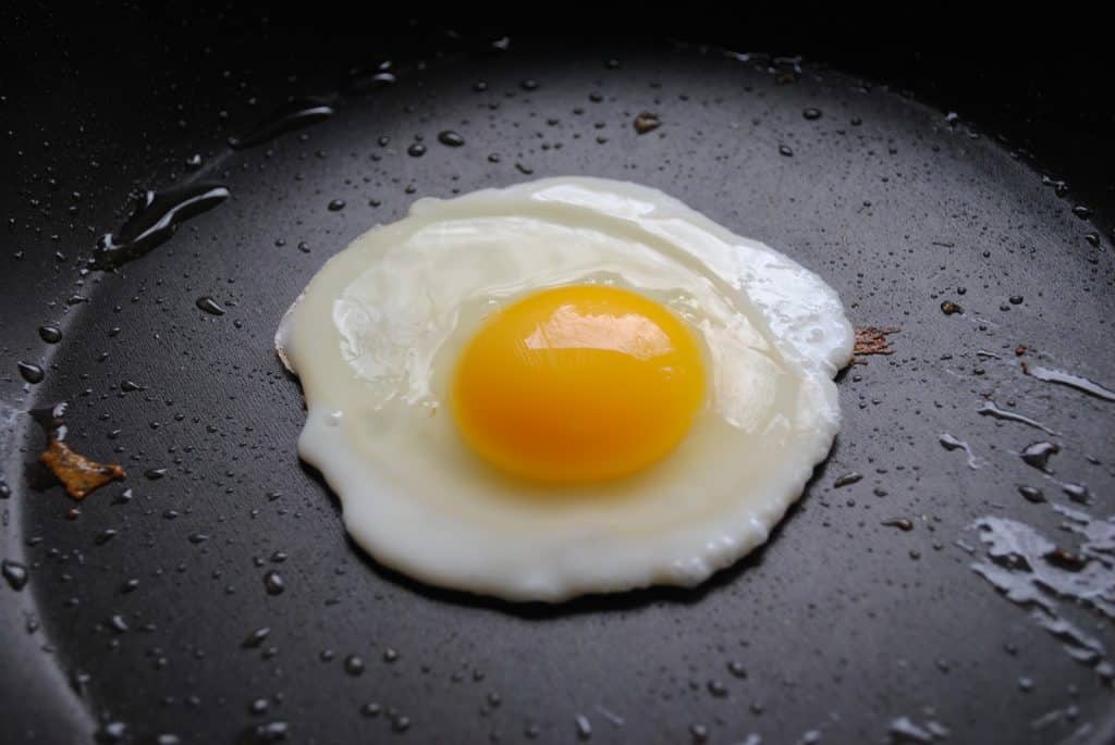 A yoke is a thing, and not an egg you're thinking of.