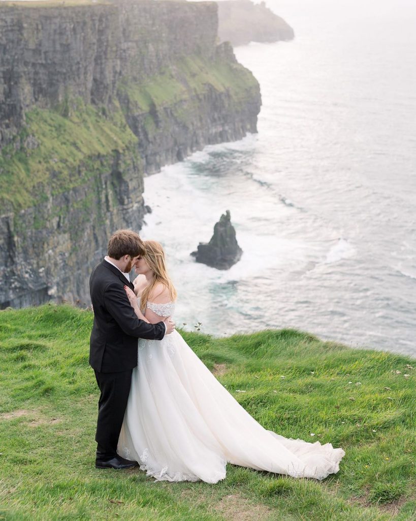 cliffs of moher destination wedding in ireland