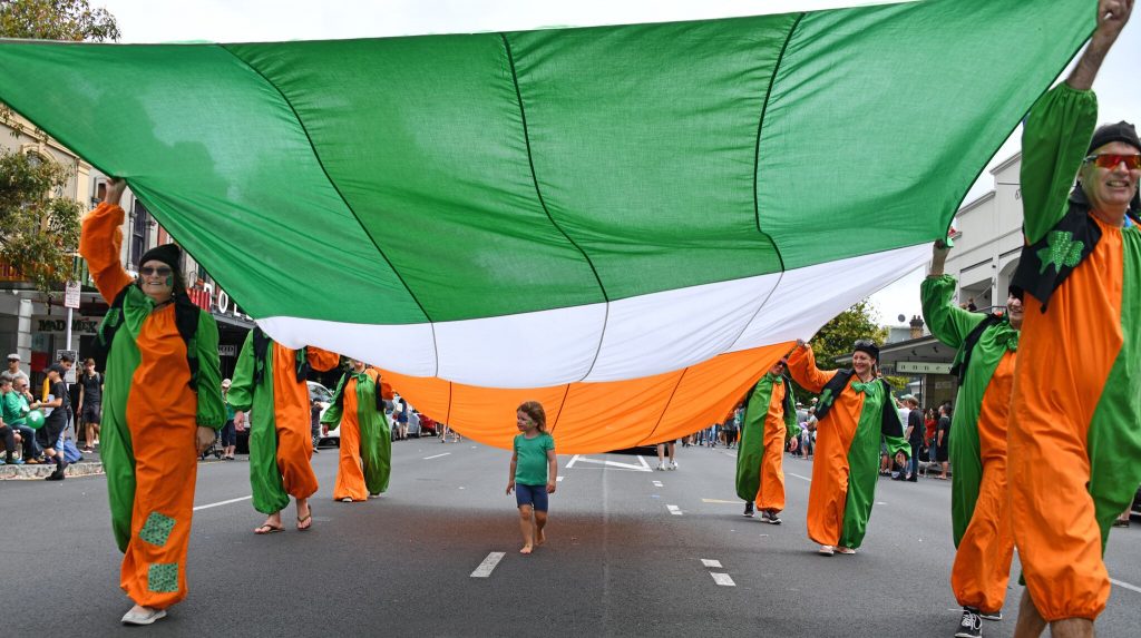 En tête de notre liste de choses à ne pas faire en Irlande, c'est de dire que vous êtes 100% irlandais.