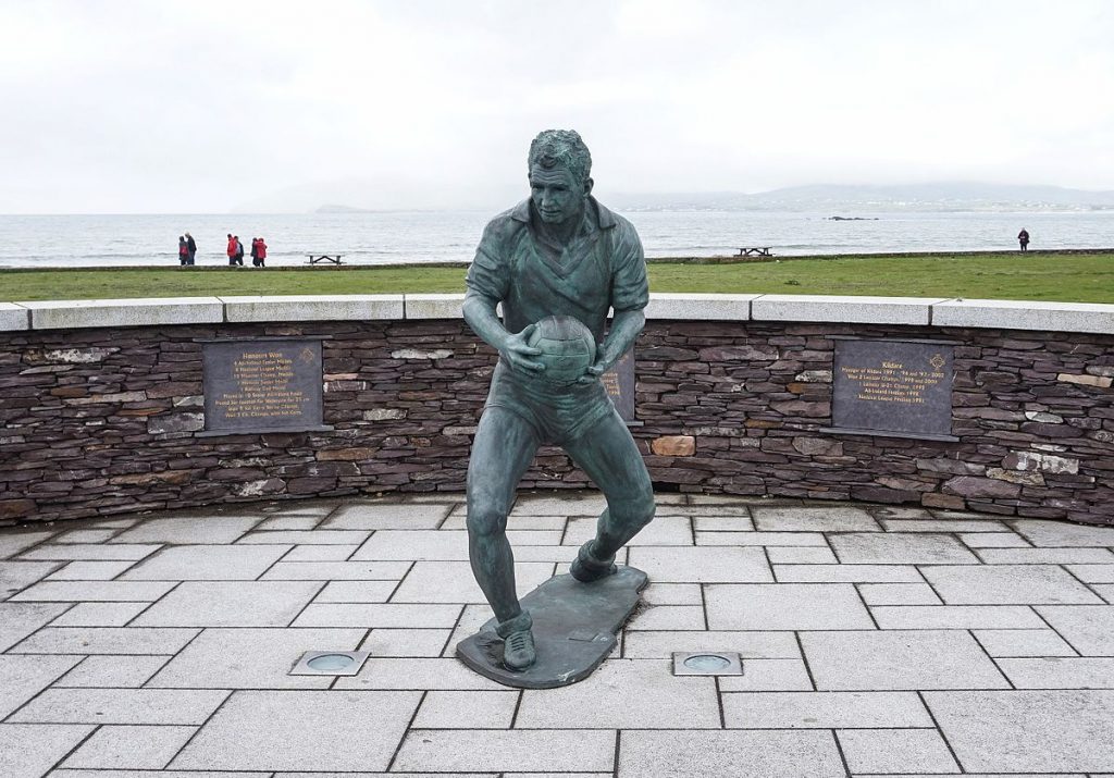 Mick O’Dwyer Statue (Waterville, Co. Kerry) – a man who took the throne in the Kerry Kingdom