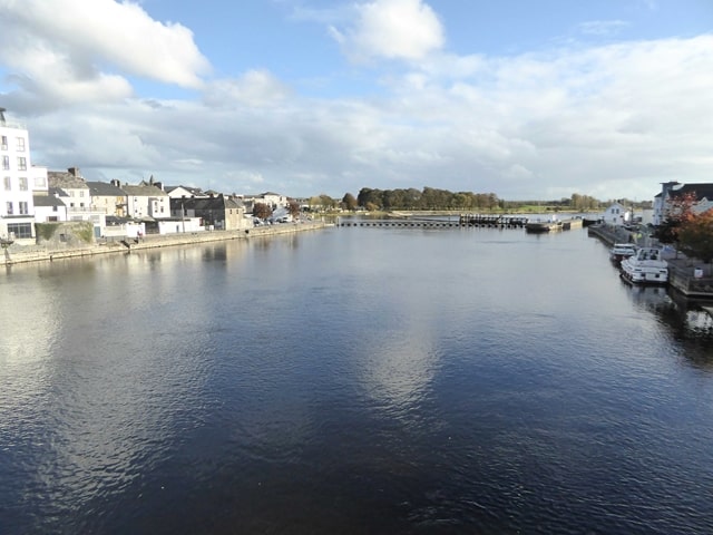 The River Shannon at Athlone Town, where the Viking Tour takes place; 
