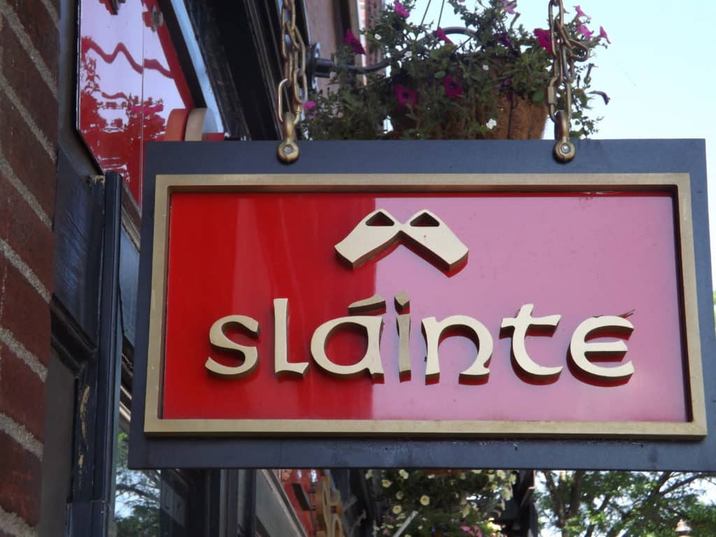Slainte sign outside a U.S. bar.