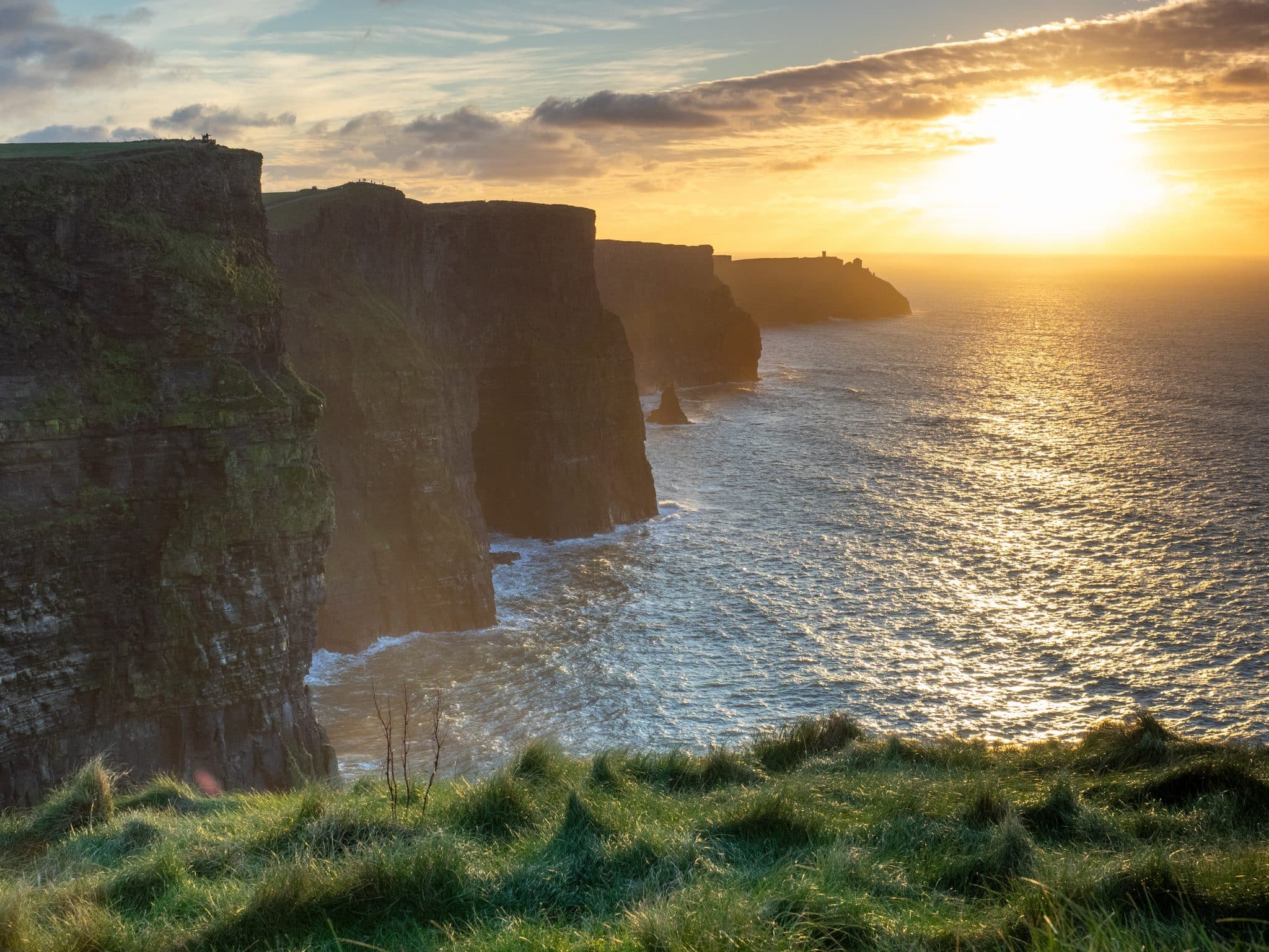 Cliffs Of Moher SUNSET Guide What To See And THINGS TO KNOW Cliffs Of Moher SUNSET Guide What To See And THINGS TO KNOW