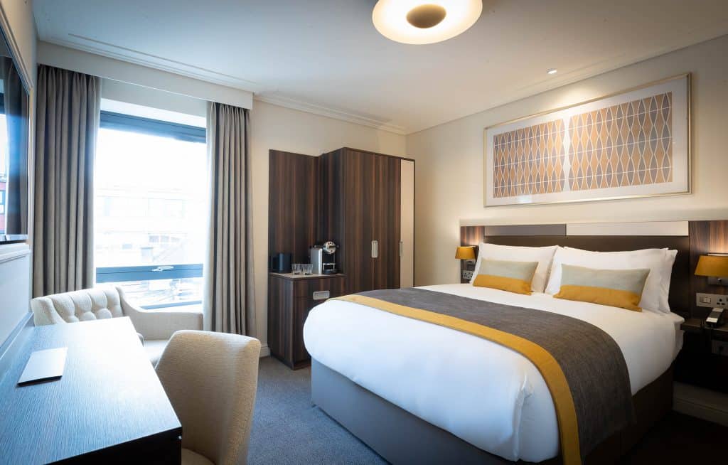 Hotel 7 is one of the best cheap hotels in Dublin.