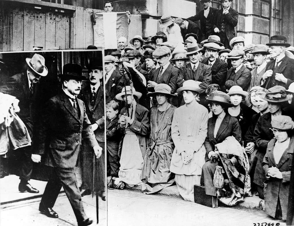 Arthur Griffith is one of the famous people buried in Dublin's Glasnevin Cemetery.