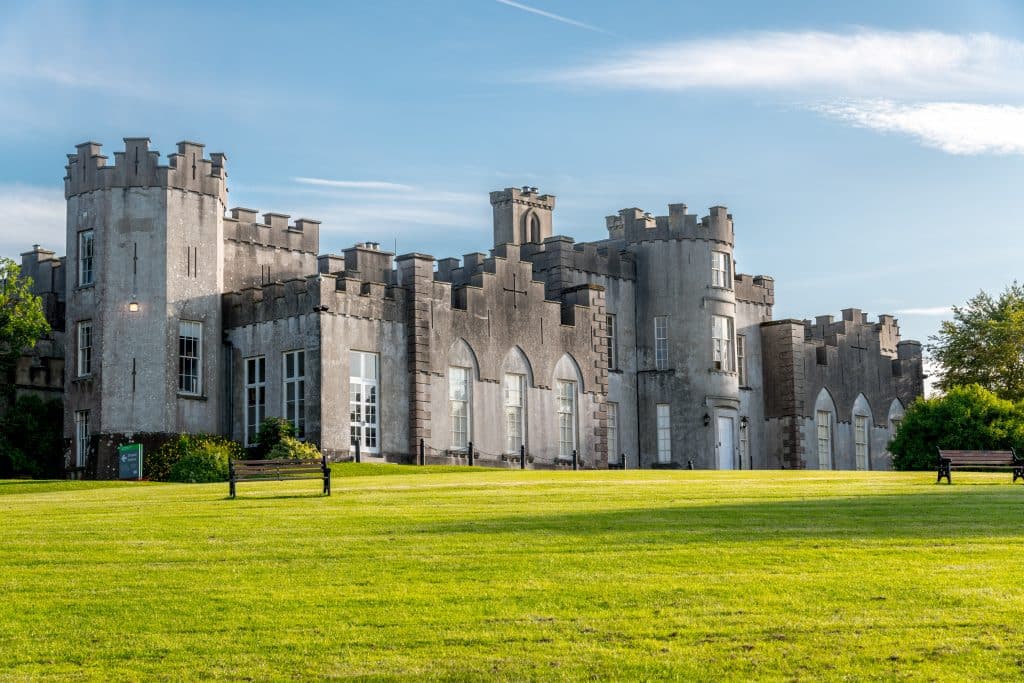 Argrillan Castle is one of the best castles in Dublin.