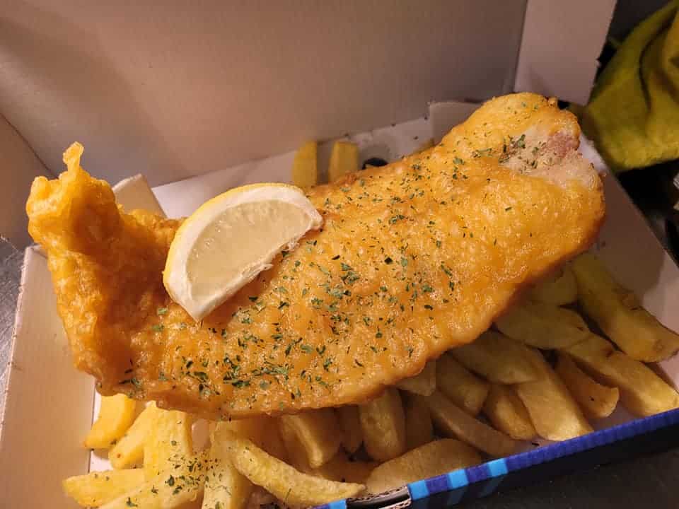 End day five of your one week Ireland itinerary with some fish and chips from Lizzie's Diner.