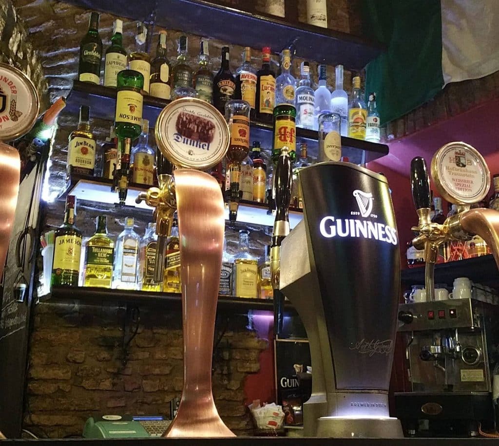 The surge is one of the best Irish pubs in Rome.