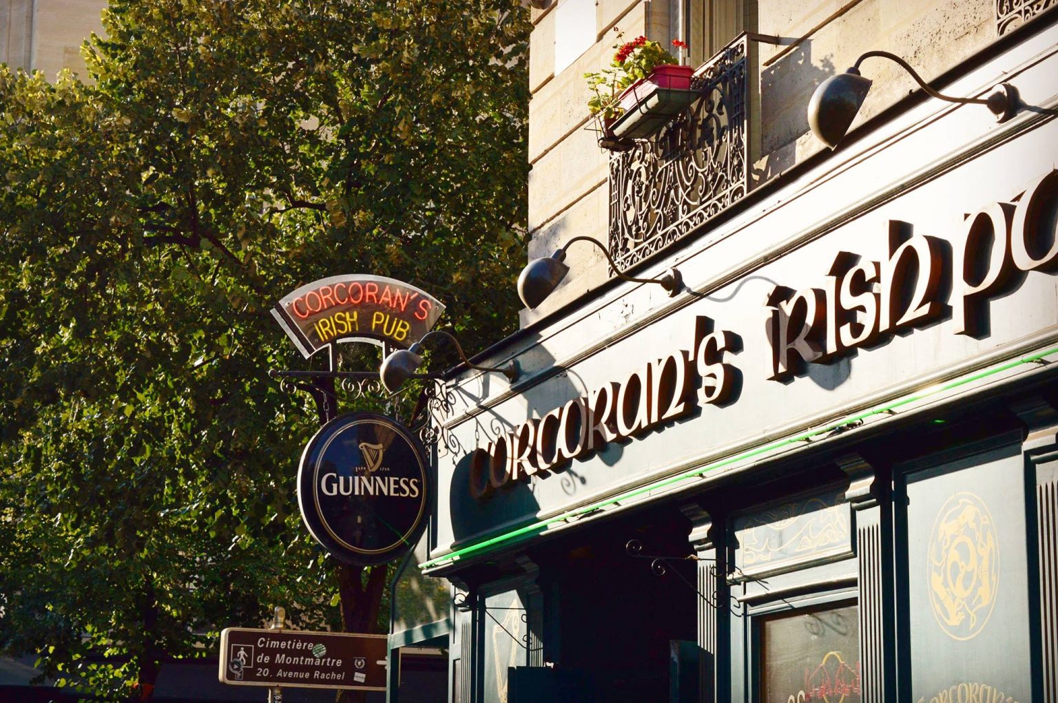 10 BEST Irish pubs in Paris 2024 (we tried them all)