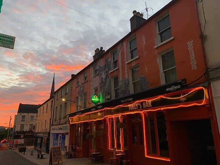 Tully's Bar is one of the best bars in Ireland.