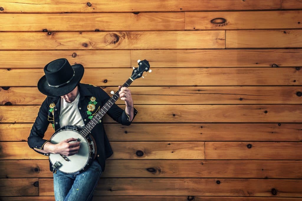 The banjo is lively.