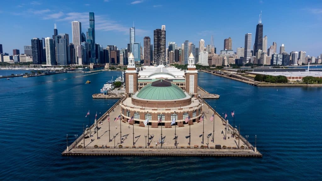 Chicago is one of the amazing new flight routes from Shannon Airport in 2023.