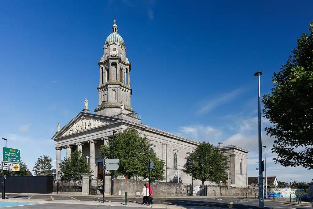 Longford is one of the Irish towns that have gone completely downhill.